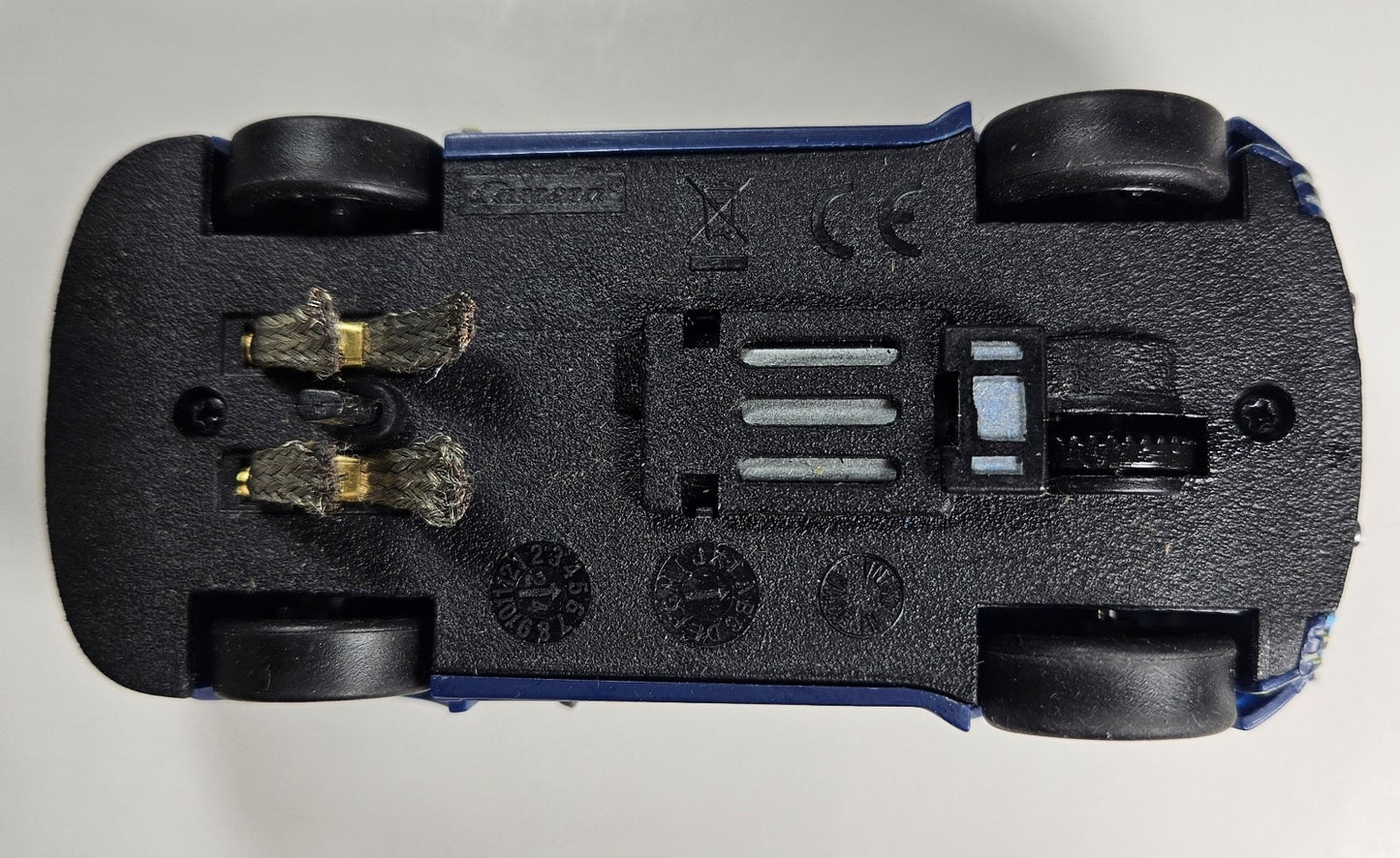 Carrera Go 64197 (PRE-OWNED) Ferrari 488 GT3 Red Bull AF Corse No.30" 1/43 Scale Slot Car