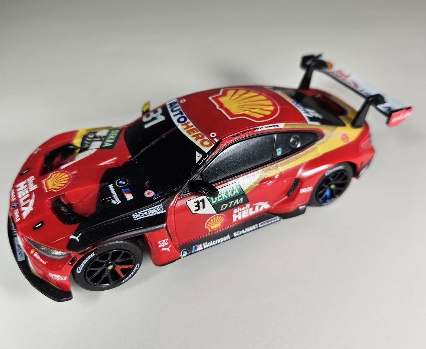 Carrera Go 64224 (PRE-OWNED) BMW M4 GT3 DTM Sheldon van der Linde No. 31 1/43 Scale Slot Car