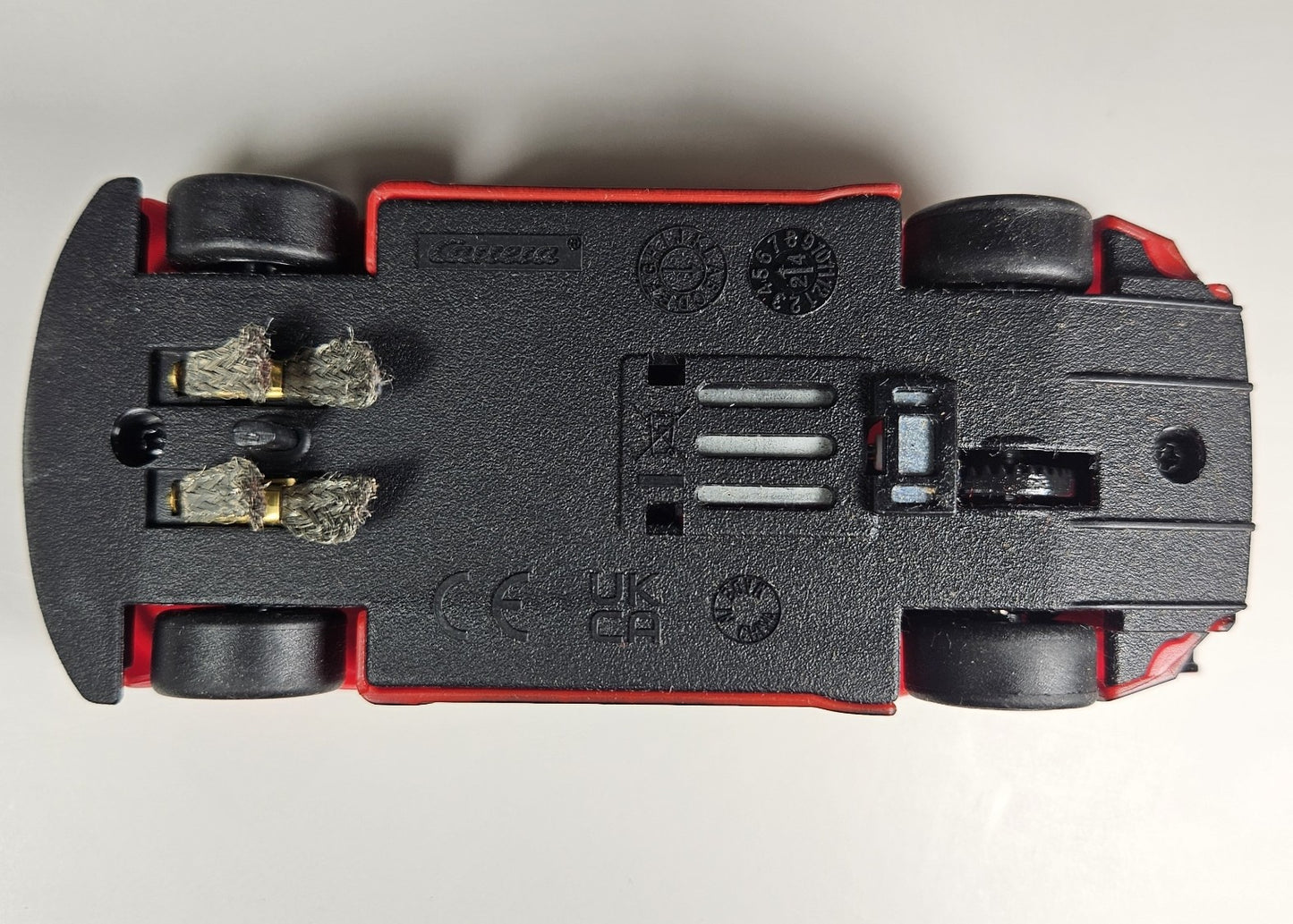 Carrera Go 64224 (PRE-OWNED) BMW M4 GT3 DTM Sheldon van der Linde No. 31 1/43 Scale Slot Car