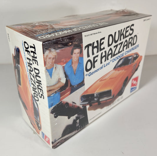 AMT Model Kit 8597 The Dukes of Hazard "General Lee' Dodge Charger 1/25 Scale