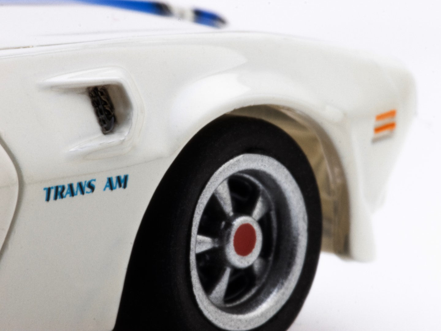 AFX Mega G+ 22096 1970 Pontiac Firebird Trans Am White/Blue HO Scale Slot Car