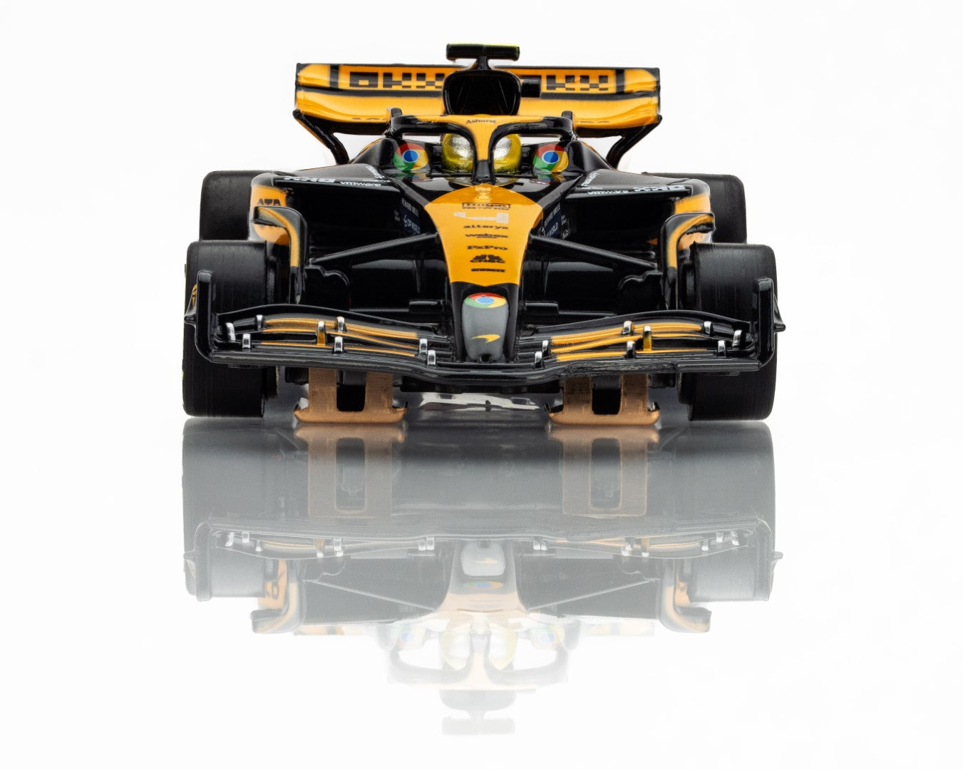 AFX Mega G+ 22103 McLaren F1 MCL38 #4 AU 2024 - HO Scale Slot Car