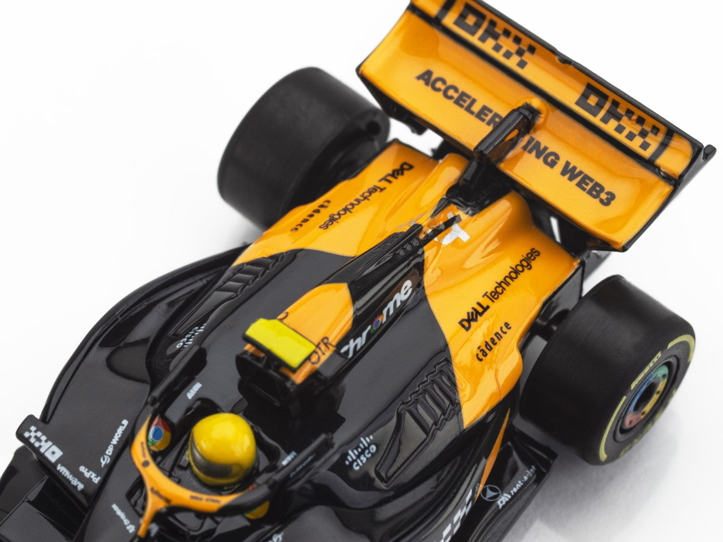 AFX Mega G+ 22103 McLaren F1 MCL38 #4 AU 2024 - HO Scale Slot Car