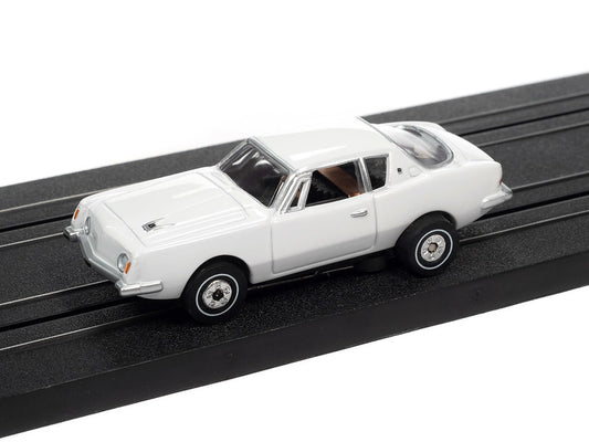 Auto World Thunderjet SC367 -1 R34 1963 Studebaker Avanti (White) HO Scale Slot Car