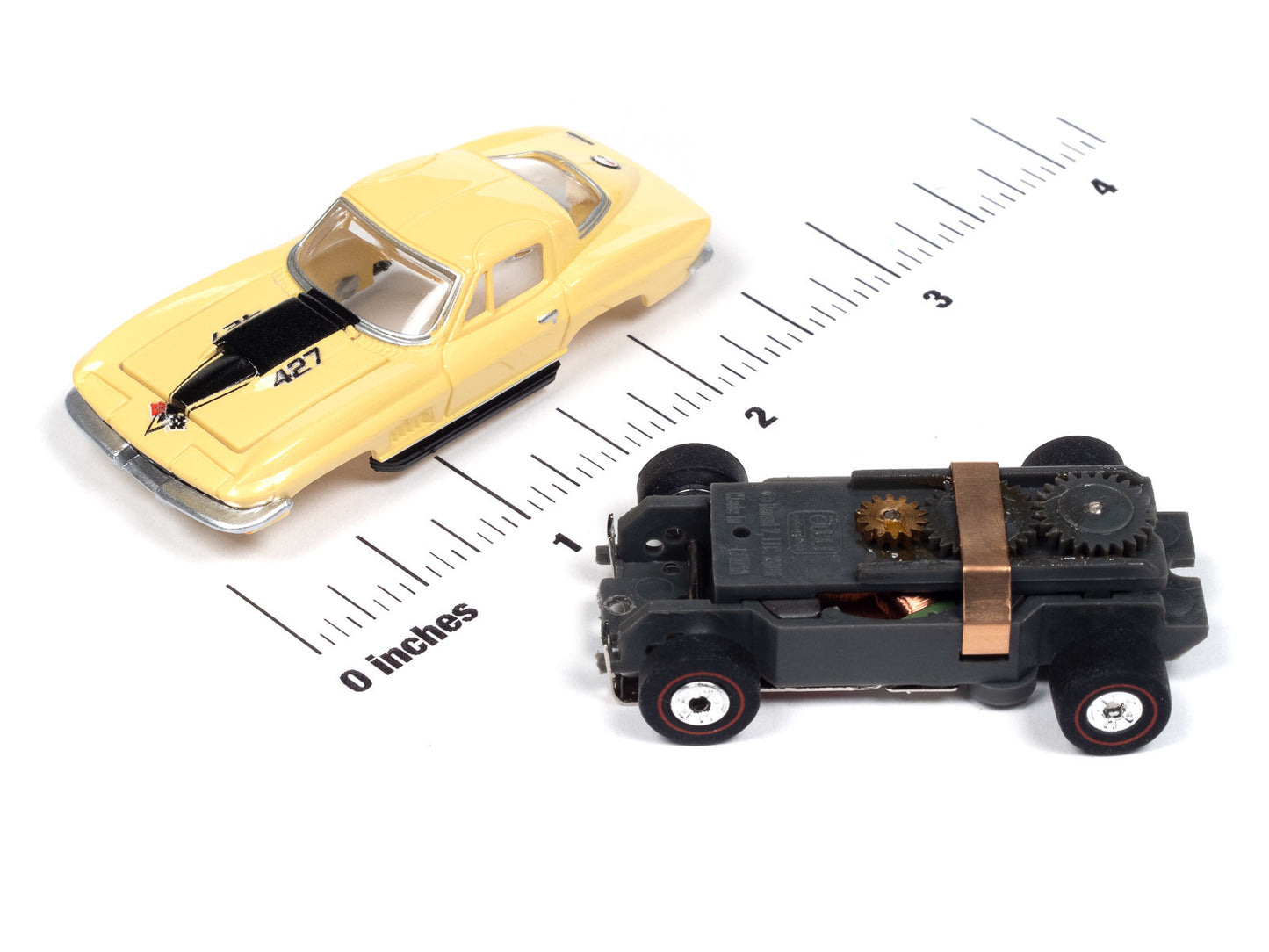 Auto World Thunderjet SC406-2A 1967 Chevy Corvette Coupe Sunfire Yellow HO Scale Slot Car