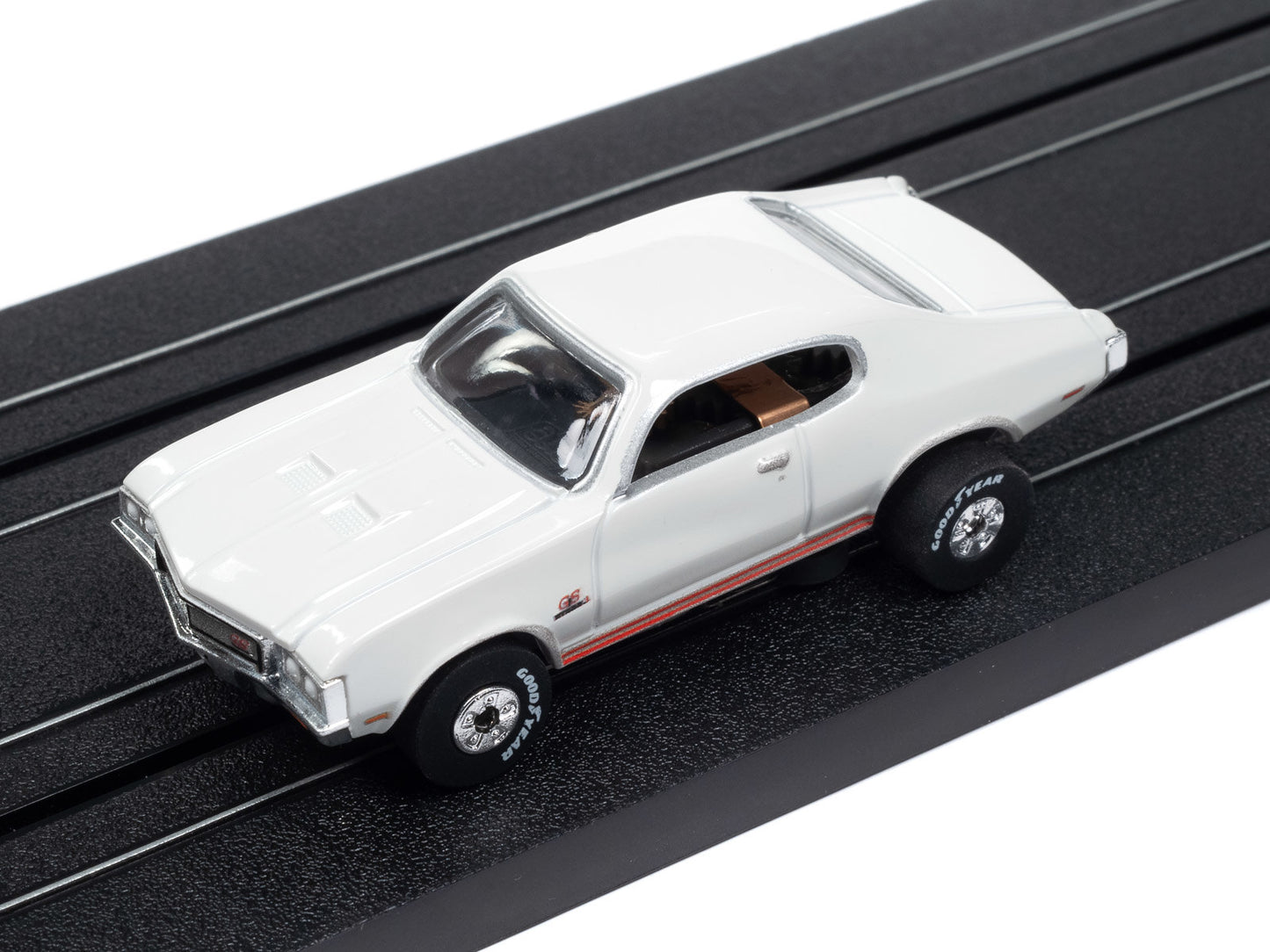 Auto World Thunderjet SC406-3A 1970 Buick GS Glacier White HO Scale Slot Car