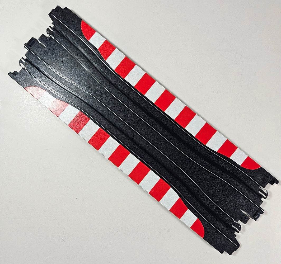 AFX Track (Bulk Item) 9" Squeeze Track Section (1 piece)