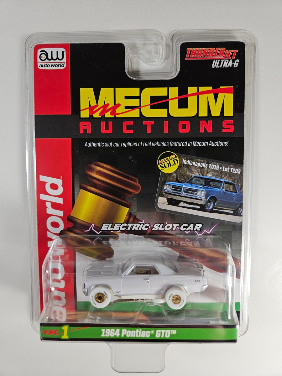 Auto World Thunderjet SC406-1A 1964 Pontiac GTO iWheels HO Scale Slot Car