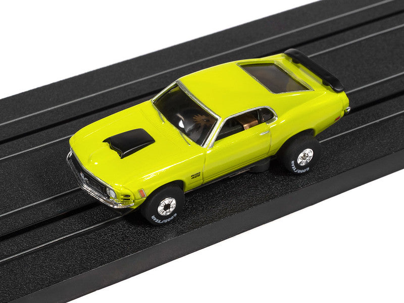 Auto World Thunderjet SC434-2B 1970 Ford Mustang Boss 429 Grabber Green HO Scale Slot Car
