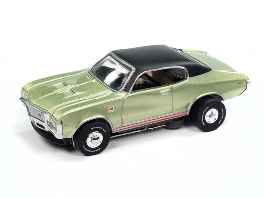 Auto World Thunderjet SC411-4A 1972 Buick GS (Green) HO Scale Slot Car
