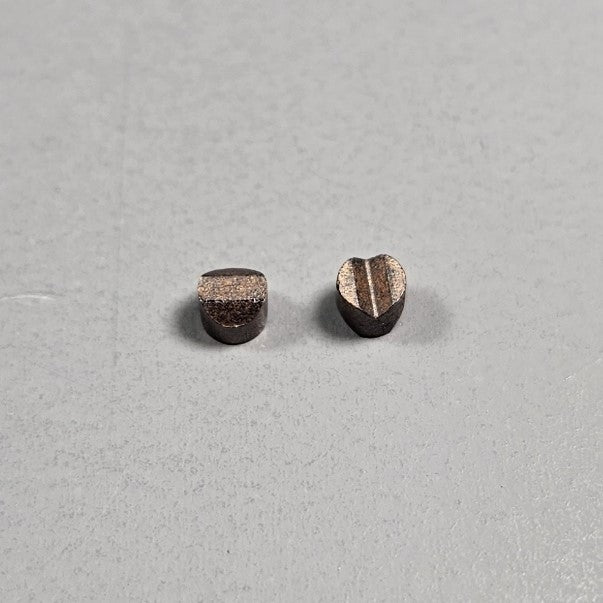 Auto World Parts Thunderjet - Commutator Brushes (1 Pair)