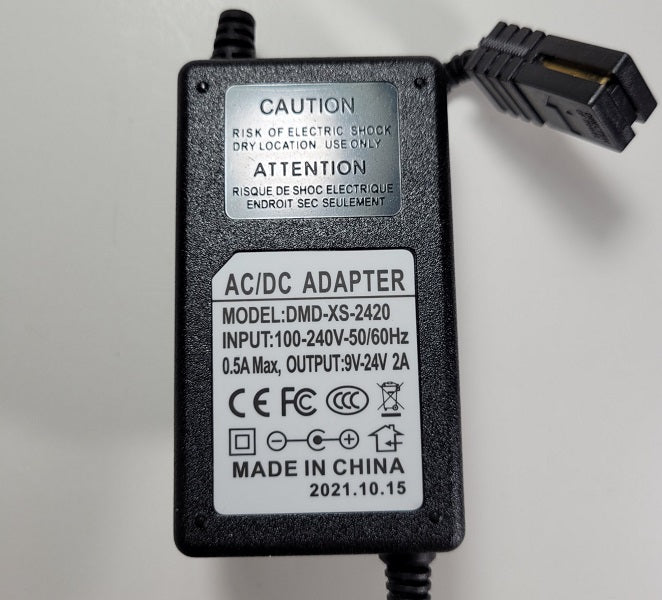 Auto World Accessories TRX107 Adjustable Power Supply for Slot Cars (9 - 24 volts)