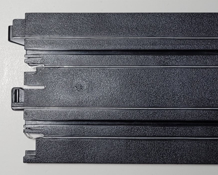 Auto World Track (Bulk Item) 9" Straight Track (1 piece)