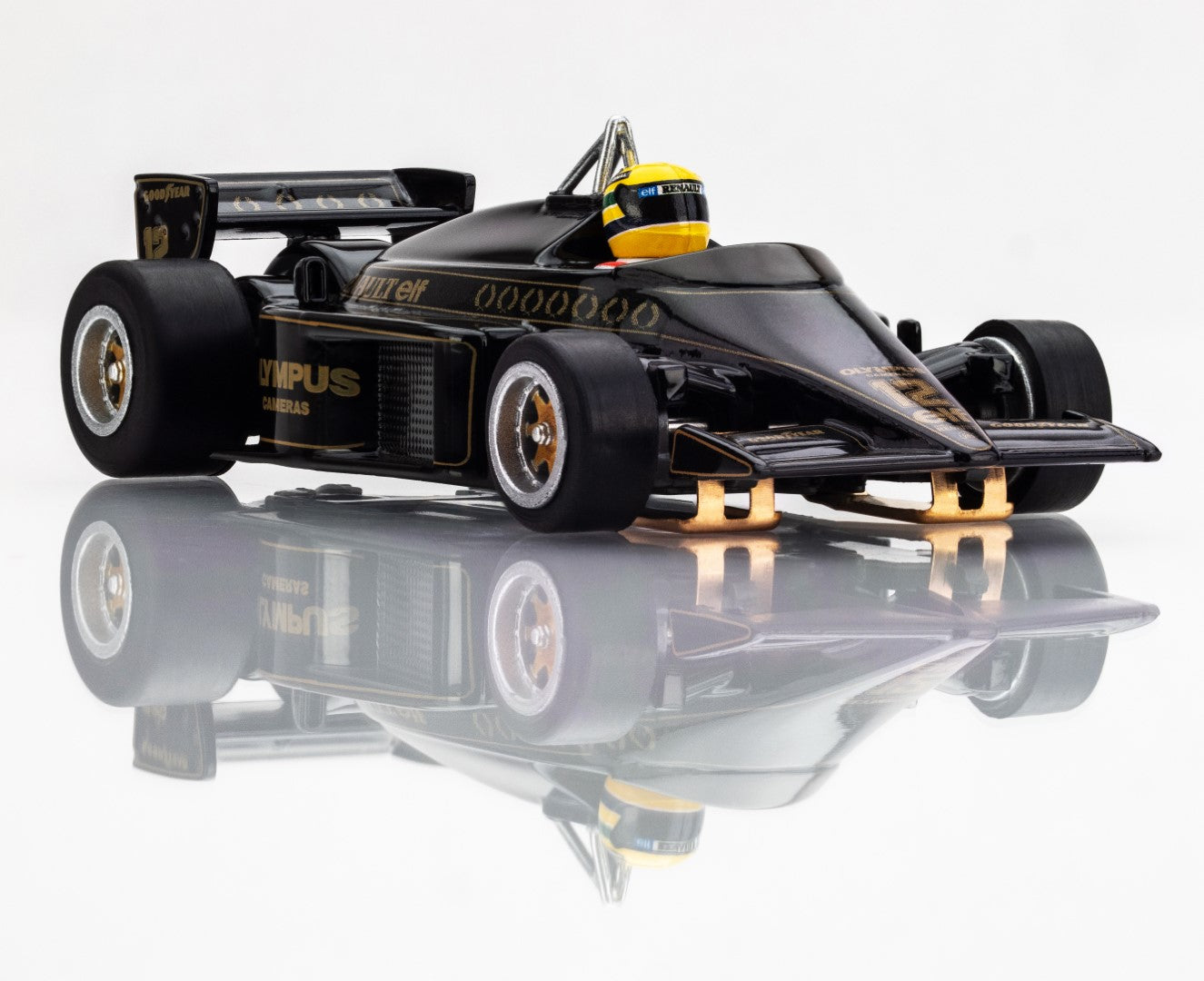 AFX Mega G+ 22113 Lotus 97T Ayrton Senna Black & Gold HO Scale Slot Car
