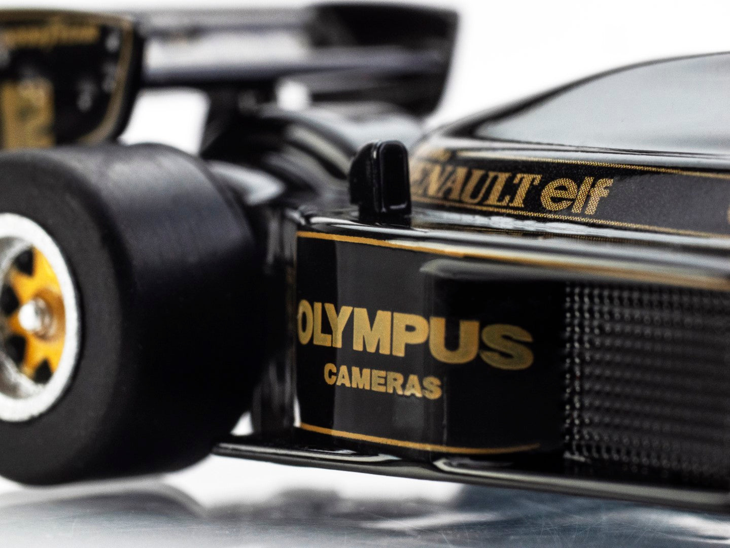 AFX Mega G+ 22113 Lotus 97T Ayrton Senna Black & Gold HO Scale Slot Car