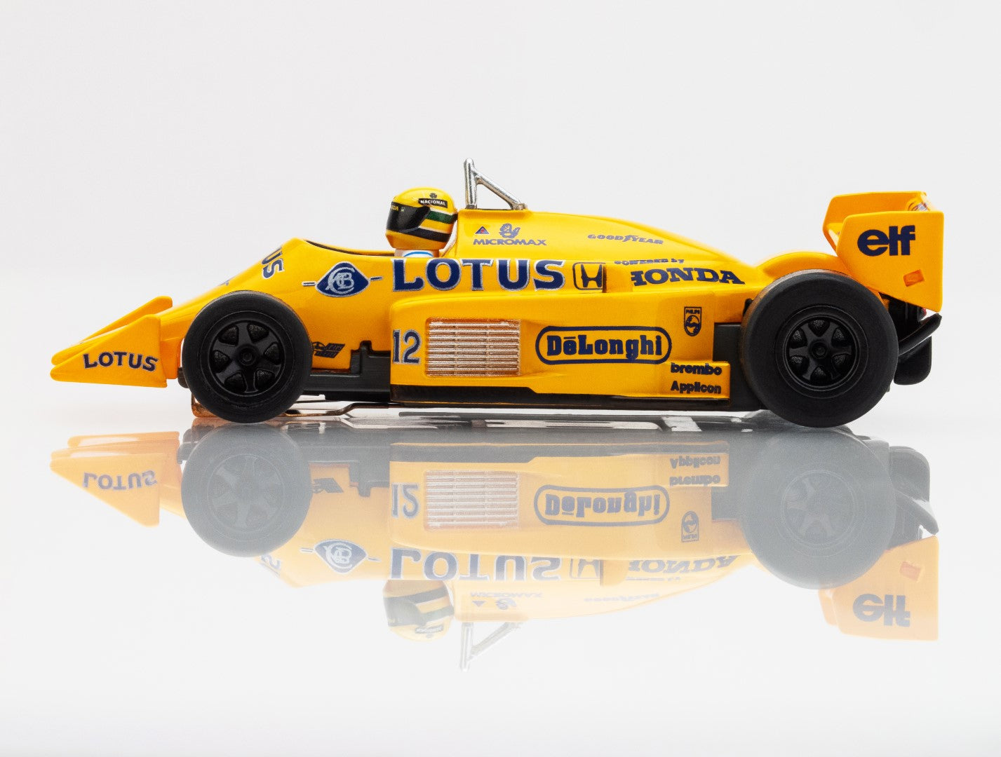 AFX Mega G+ 22114 Lotus 99T Ayrton Senna Yellow and Blue HO Scale Slot Car