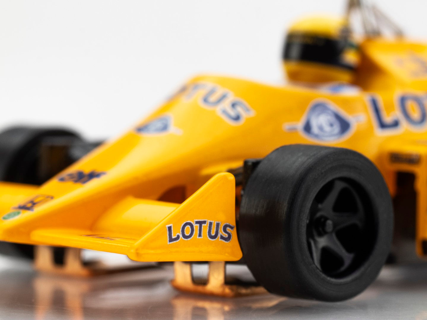 AFX Mega G+ 22114 Lotus 99T Ayrton Senna Yellow and Blue HO Scale Slot Car