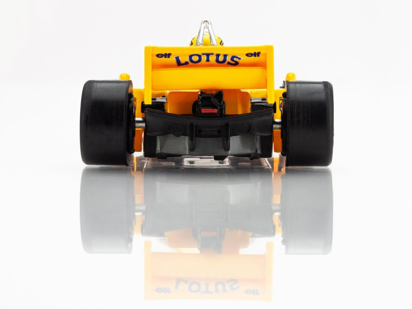 AFX Mega G+ 22114 Lotus 99T Ayrton Senna Yellow and Blue HO Scale Slot Car