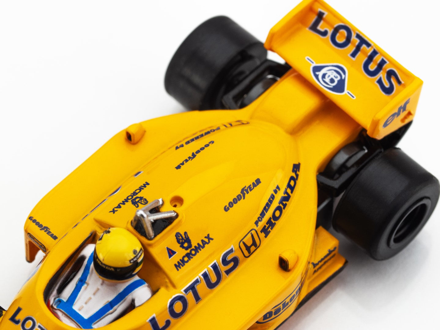 AFX Mega G+ 22114 Lotus 99T Ayrton Senna Yellow and Blue HO Scale Slot Car