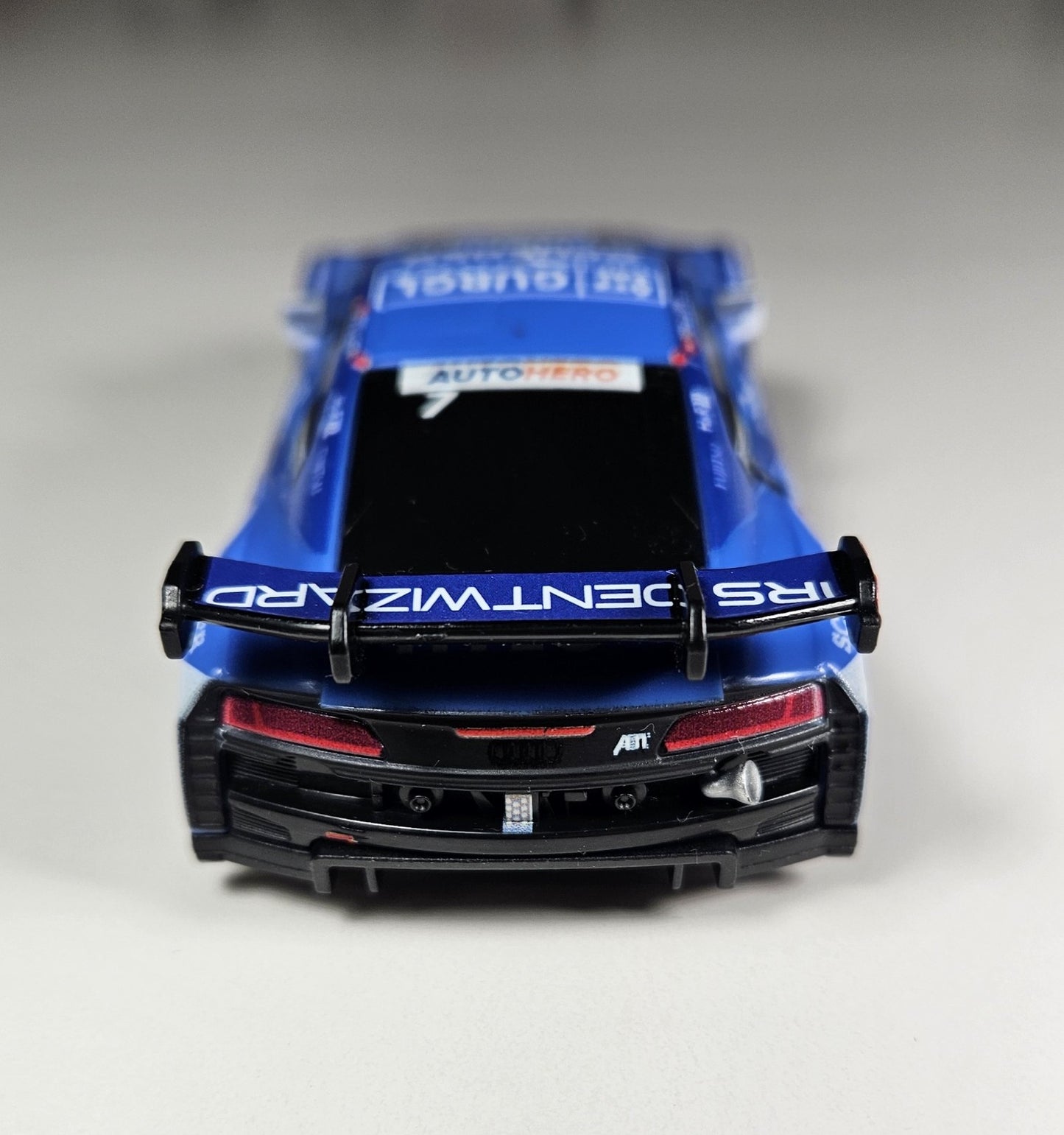 Carrera Go 64227 (PRE-OWNED) Audi R8 LMS GT3 DTM No. 7 Ricardo Feller 1/43 Scale Slot Car