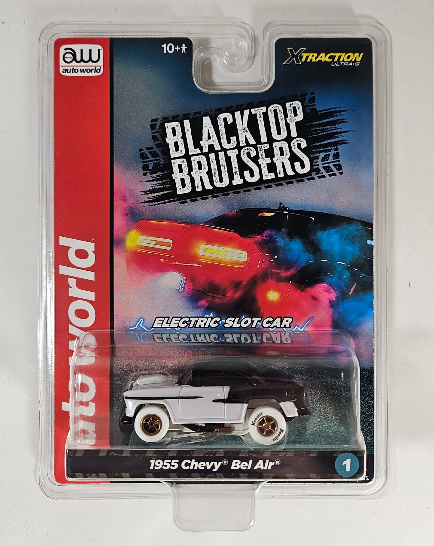 Auto World Xtraction SC417-1A 1955 Chevrolet Bel Air (White/Black) iWheels HO Scale Slot Car