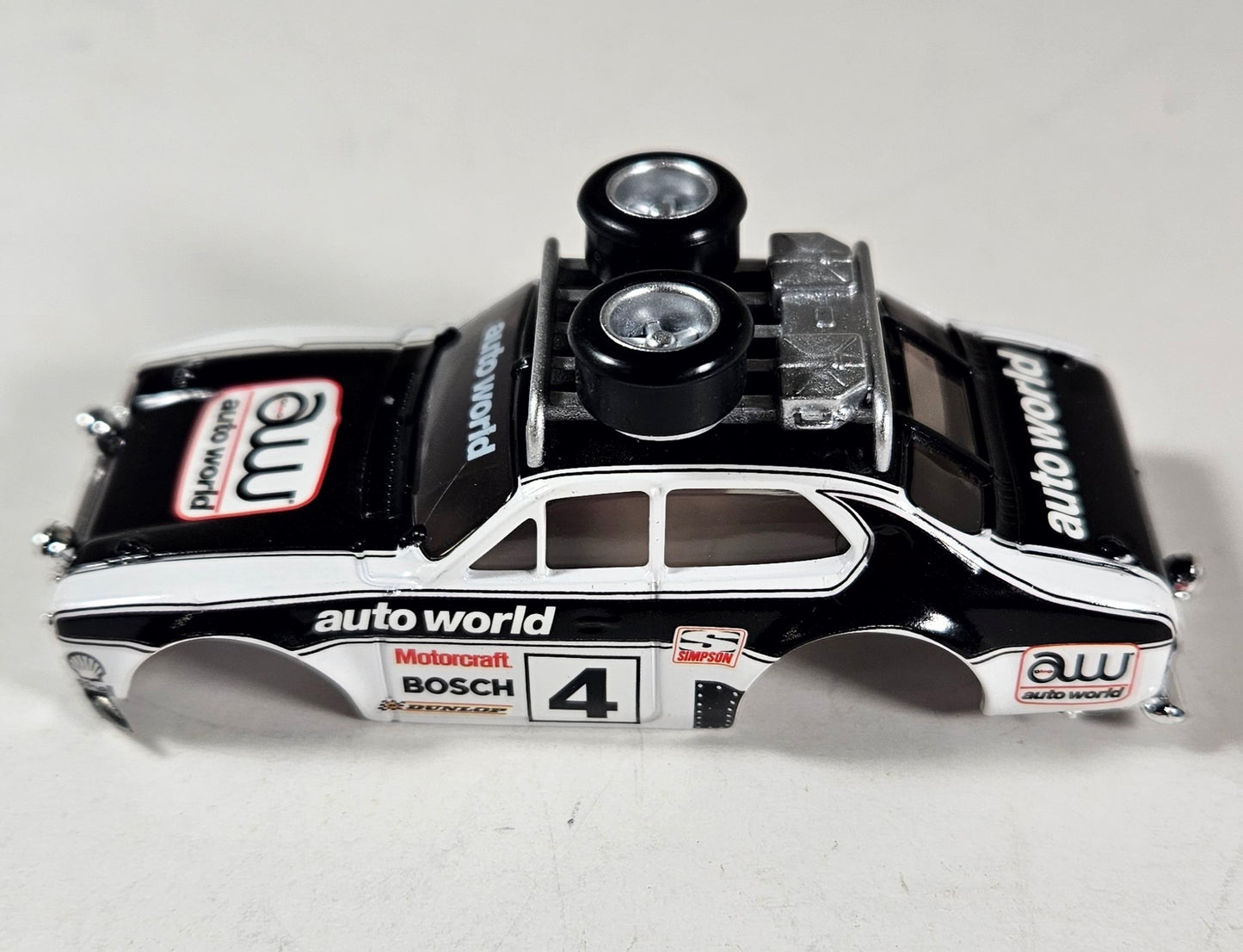 Auto World Parts Xtraction Slot Car Body SC403-1 1975 Ford Escort Mk1 #4