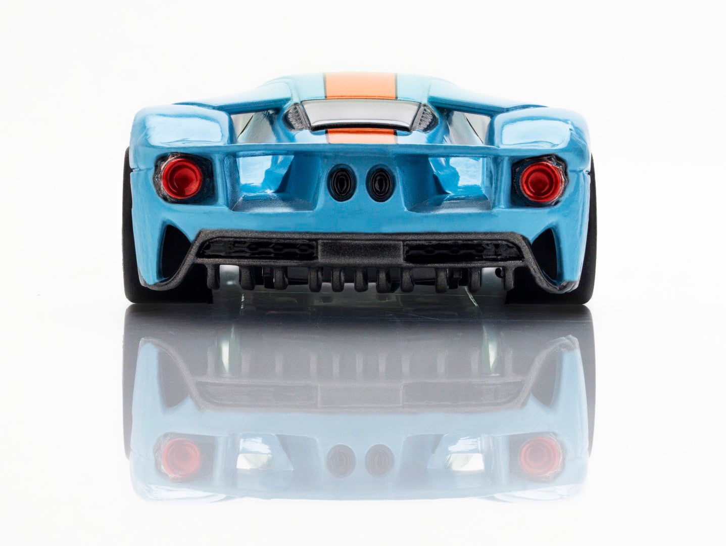 AFX Mega G+ 22052 Ford GT 2020 Heritage #6 Gulf HO Scale Slot Car