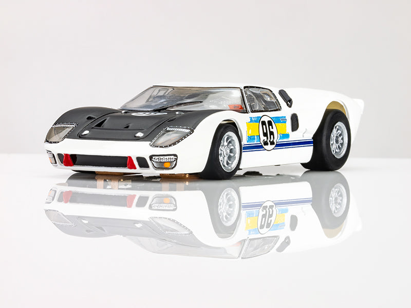 AFX Mega G+ 22057 Ford GT40 MKII #96 Daytona HO Scale Slot Car