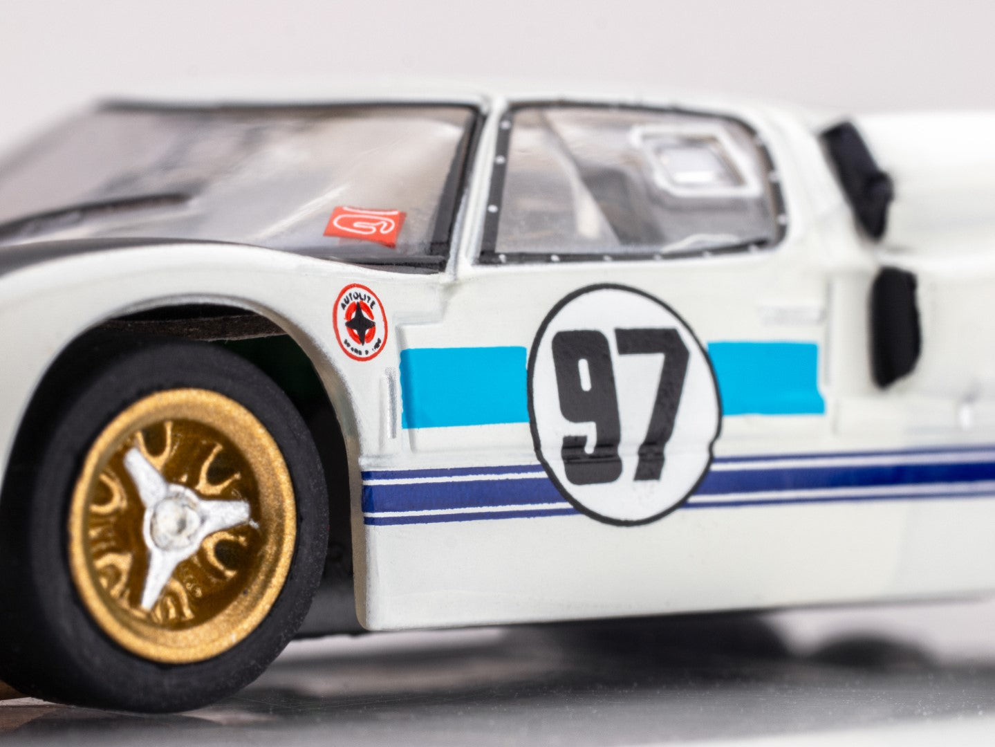 AFX Mega G+ 22058 1966 Ford GT40 MKII #97 Daytona HO Scale Slot Car