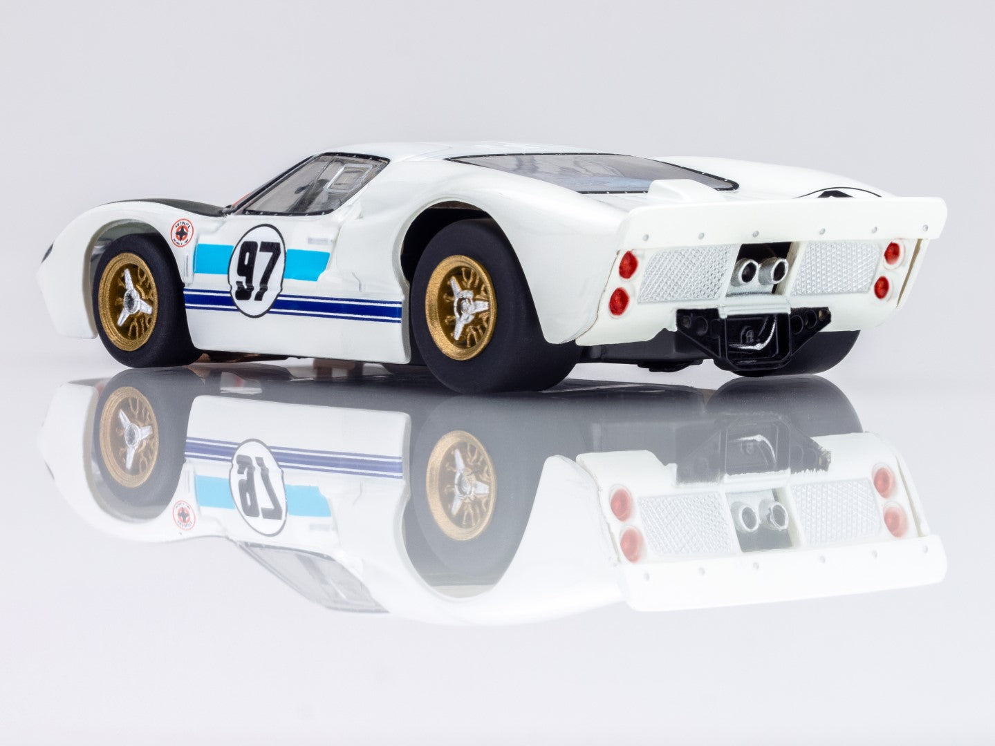 AFX Mega G+ 22058 1966 Ford GT40 MKII #97 Daytona HO Scale Slot Car