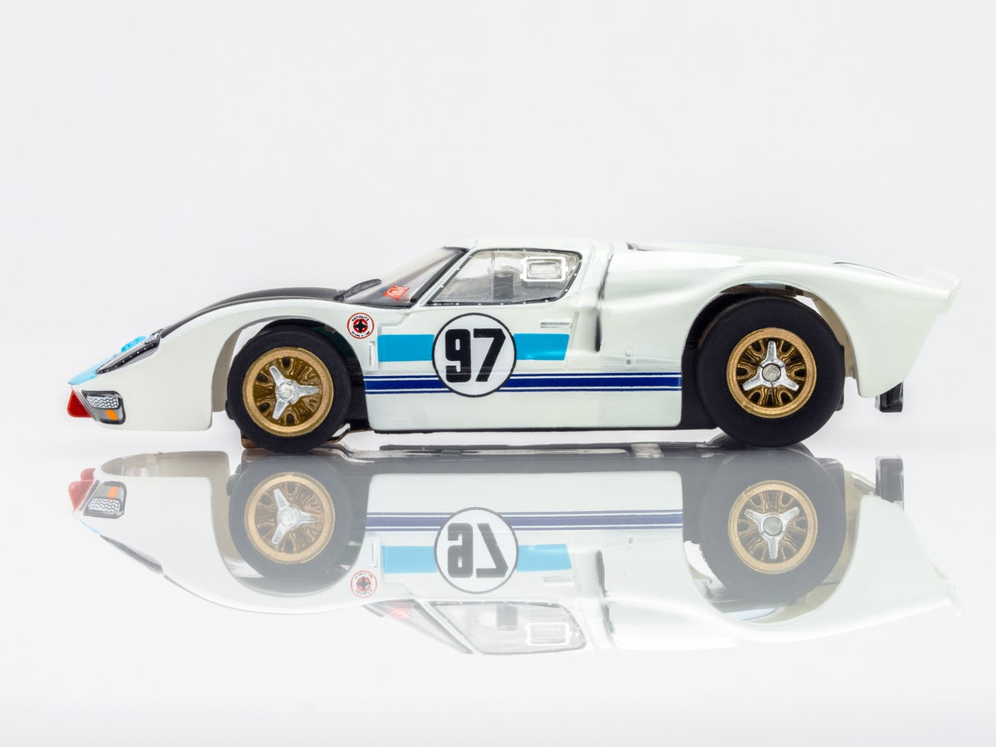 AFX Mega G+ 22058 1966 Ford GT40 MKII #97 Daytona HO Scale Slot Car