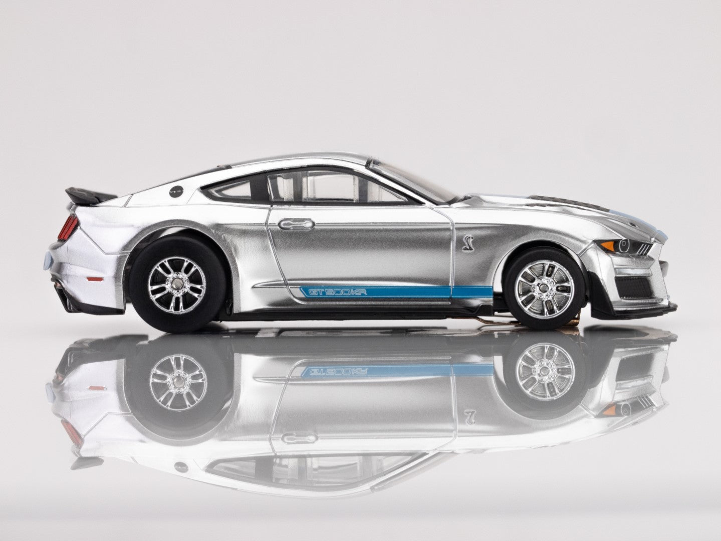 AFX Mega G+ 22099 2022 Shelby Mustang GT500KR Silver/Blue HO Scale Slot Car