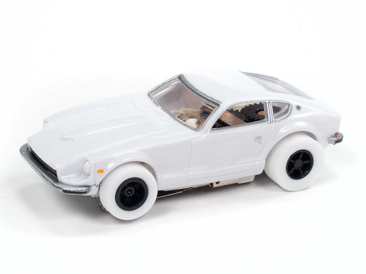Auto World Xtraction SC412-3A 1973 Datsun 240z (iWheels) HO Scale Slot Car