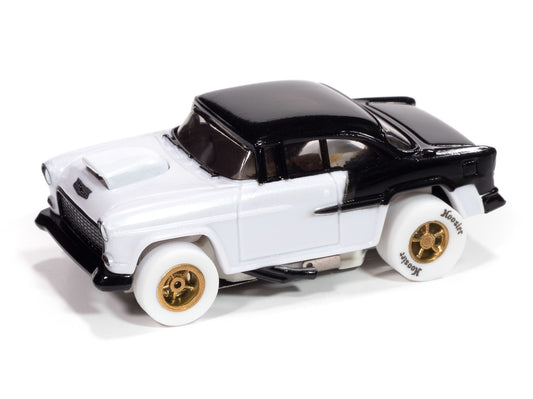Auto World Xtraction SC417-1A 1955 Chevrolet Bel Air (White/Black) iWheels HO Scale Slot Car