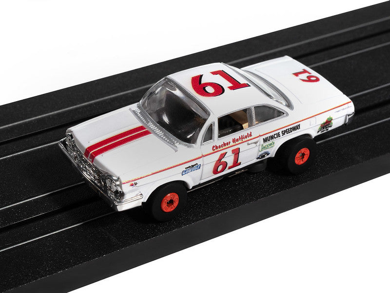 Auto World Thunderjet SC423-2A 1962 Chevrolet Bel Air (White & Red) HO Scale Slot Car