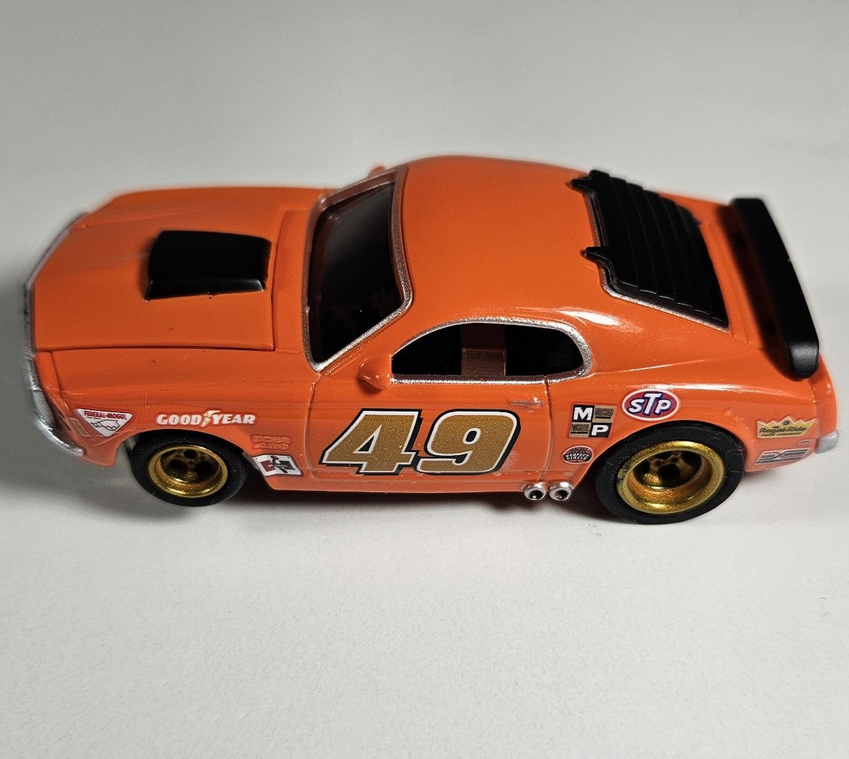 Auto World 4Gear 1970 Ford Mustang HO Scale Slot Car