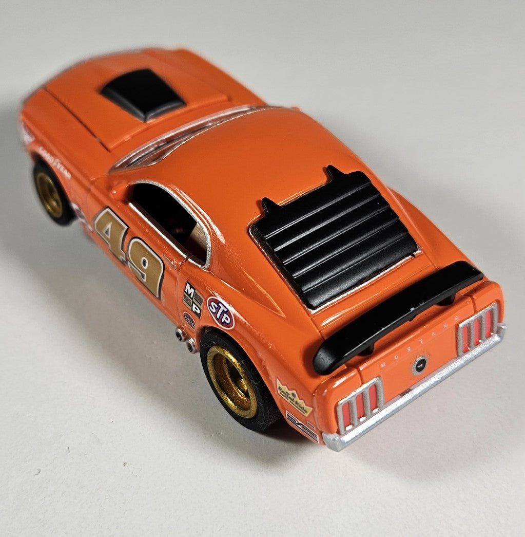 Auto World 4Gear 1970 Ford Mustang HO Scale Slot Car