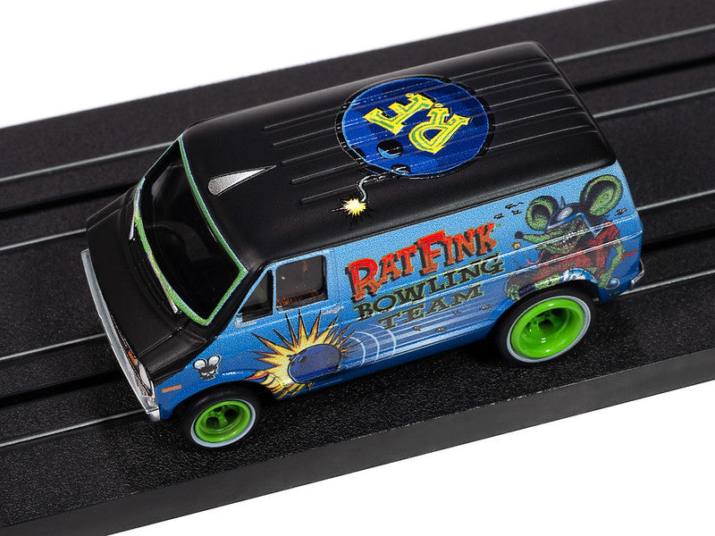 Auto World 4Gear SC418-3B 1977 Dodge Van Rat Fink Flat (Flat Black & Blue) HO Scale Slot Car
