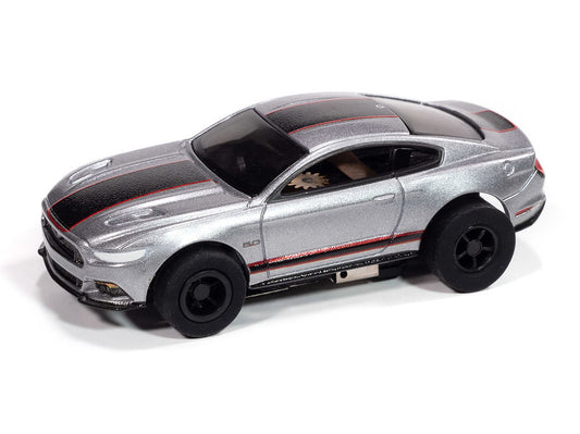 Auto World Xtraction SC410-1A 2015 Ford Mustang GT (Silver & Black) HO Scale Slot Car