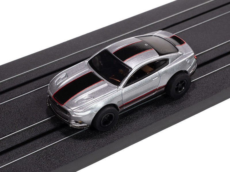Auto World Xtraction SC410-1A 2015 Ford Mustang GT (Silver & Black) HO Scale Slot Car
