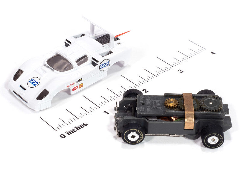 Auto World Thunderjet SC415-1A 1966 Chaparral 2F (White & Blue) #222 HO Scale Slot Car