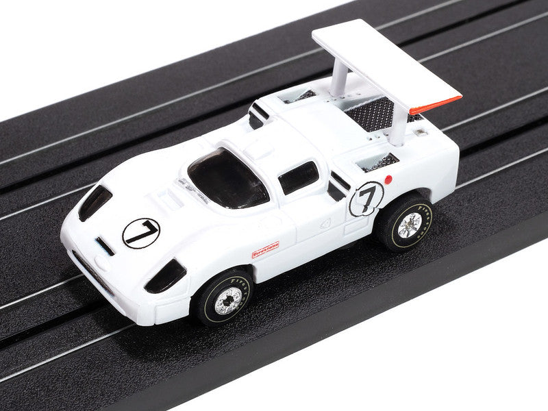 Auto World Thunderjet SC415-1B 1966 Chaparral 2F (White & Black) #7  HO Scale Slot Car