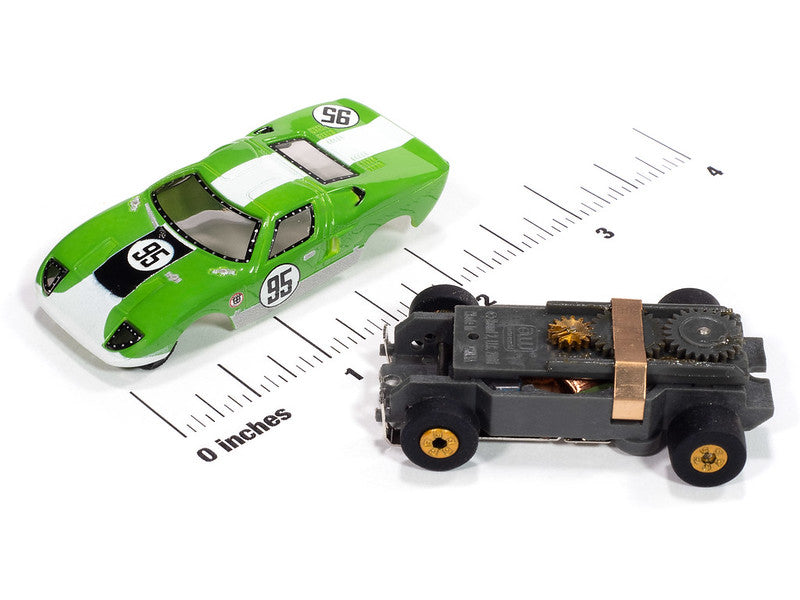 Auto World Thunderjet SC415-4A 1966 Ford GT40 (Green & White) HO Scale Slot Car