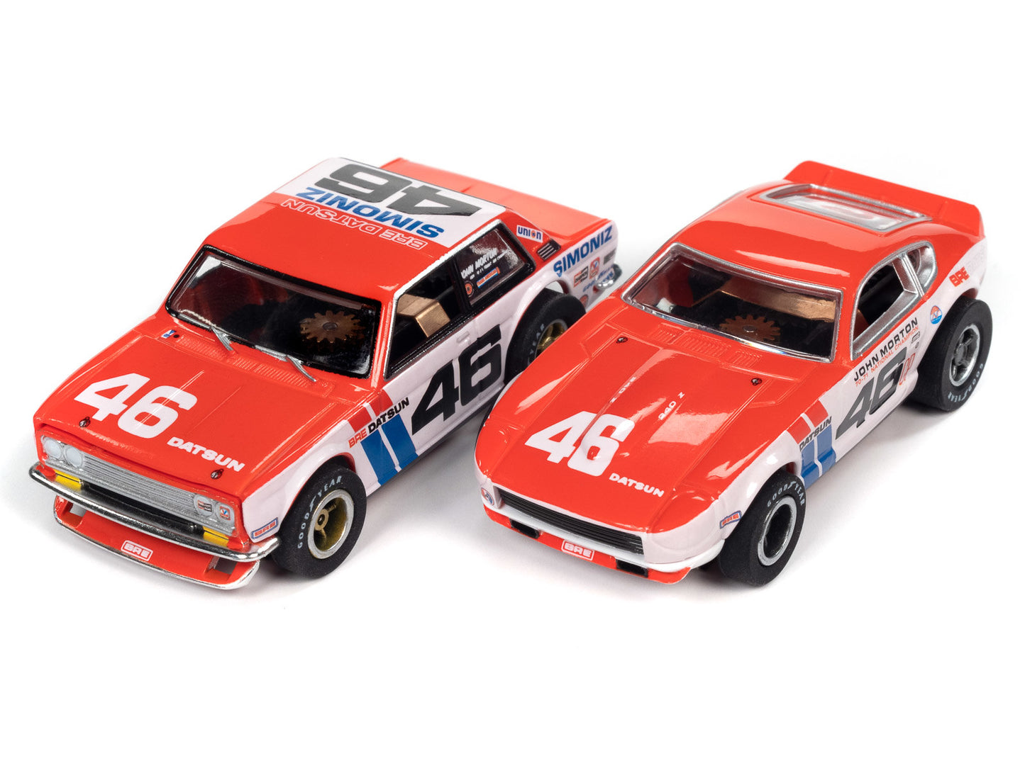 Auto World Race Set Xtraction SRS353 BRE Datsun Champions 16' Slot Car Race Set