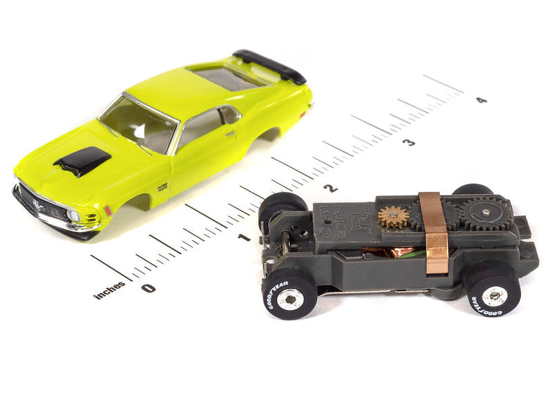 Auto World Thunderjet SC434-2B 1970 Ford Mustang Boss 429 Grabber Green HO Scale Slot Car