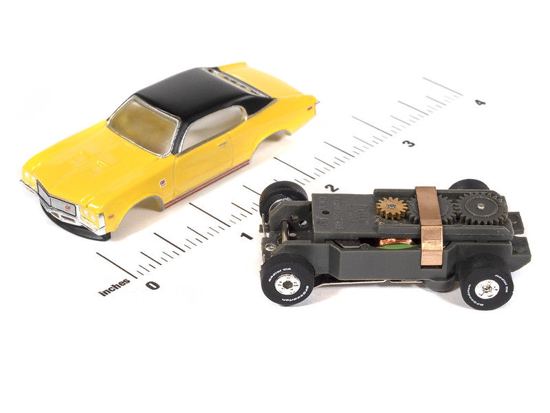 Auto World Thunderjet SC434-4A 1972 Buick GS Yellow HO Scale Slot Car