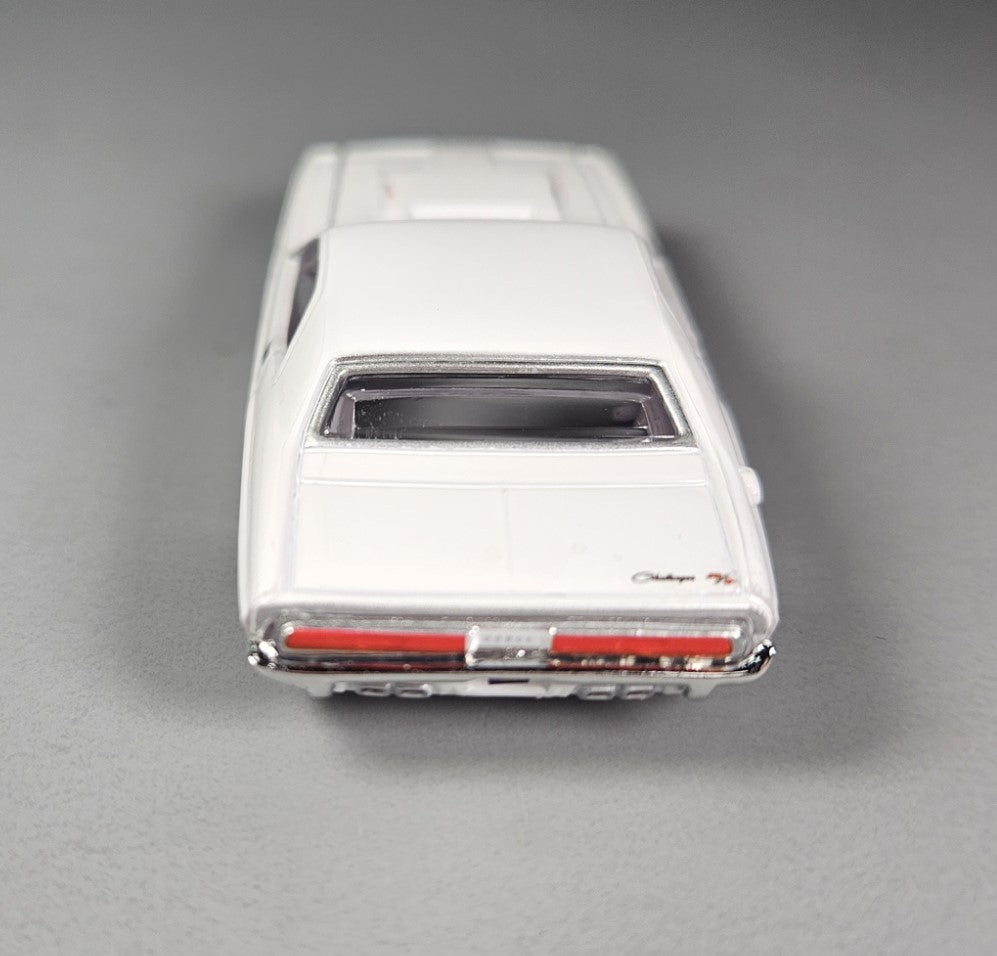 Auto World Parts Xtraction - Slot Car Body - SC402-2 1970 DODGE CHALLENGER