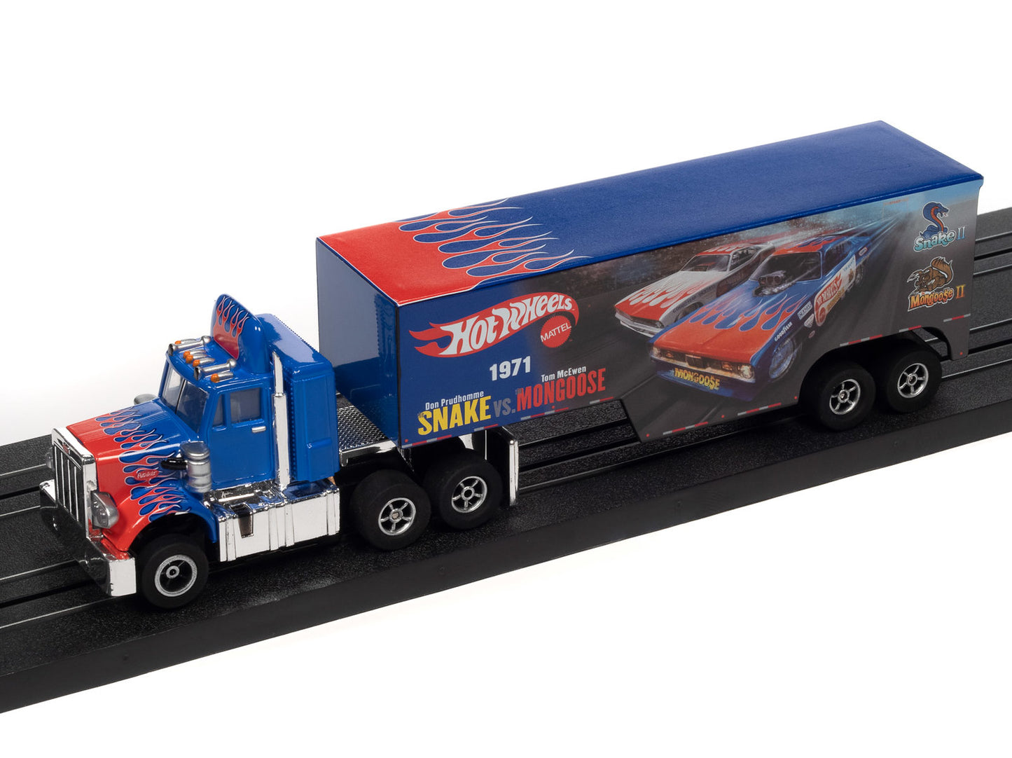 Auto World Xtraction SC371-2 Racing Rig Peterbilt 359 w/ Trailer Snake II vs Mongoose II HO Scale Slot Car