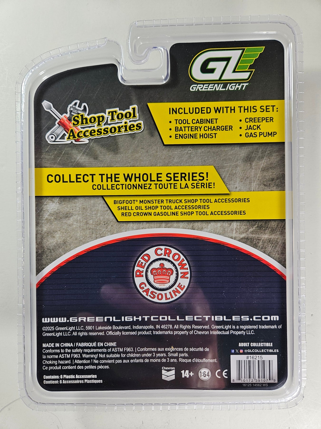 Greenlight 16215-C Shop Tool Accessories Red Crown Gasoline 1:64 Scale