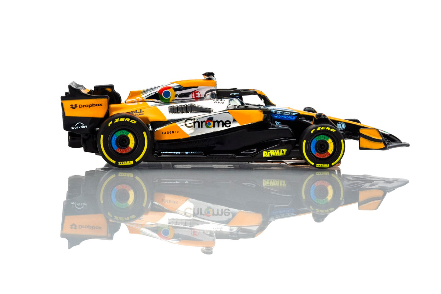 AFX Mega G+ 22158 McLaren F1 MCL38 #81 Austin Chrome Edition HO Scale Slot Car